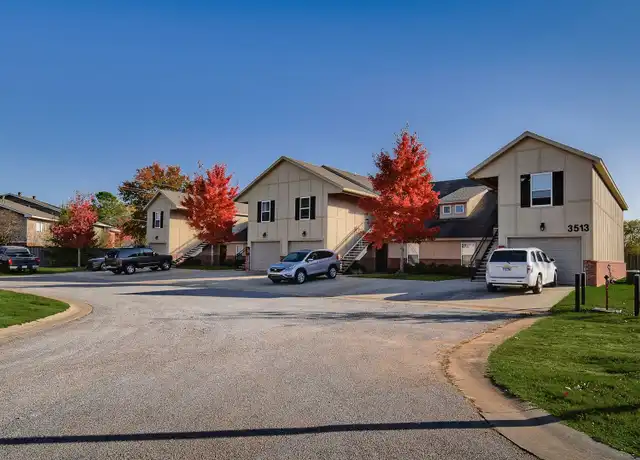 Property at Cedar Circle - 3509 W Cedar Cir, Rogers, AR, 72756, 2 beds, 2 baths, [object Object]
