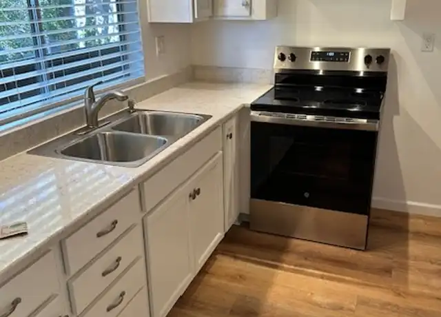 Property at 225 W Los Olivos St Unit 8, Santa Barbara, CA, 93105, 1 bed, 1 bath, [object Object]