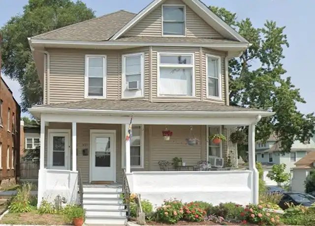 Property at 517 Minnehaha Ave E Unit 517, St Paul, MN, 55130, 4 beds, 1.5 baths, [object Object]