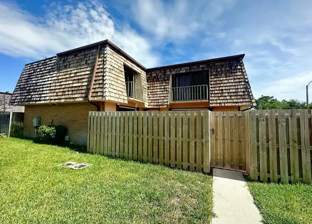 Property at 82 Lake Arbor Dr, Palm Springs, FL, 33461, 2 beds, 2 baths, [object Object]