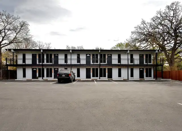 Property at 4111 Avenue A Unit 202, Austin, TX, 78751, 0 beds, 1 bath, [object Object]