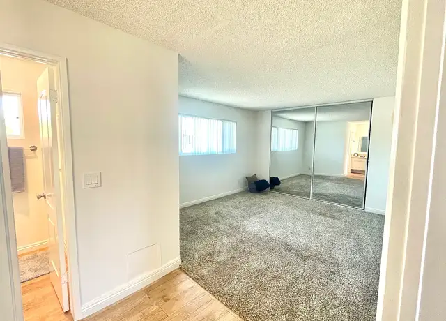 Photo of 8131 San Angelo Dr, Huntington Beach, CA 92647