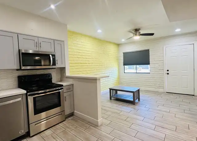 Property at 2930 N 30th St #1, Phoenix, AZ, 85016, 1 bed, 1 bath, [object Object]