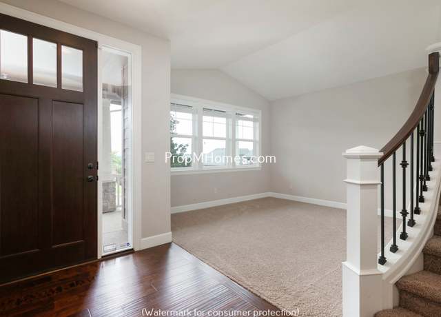 Photo of 12989 NW Ethan Dr, Portland, OR 97229
