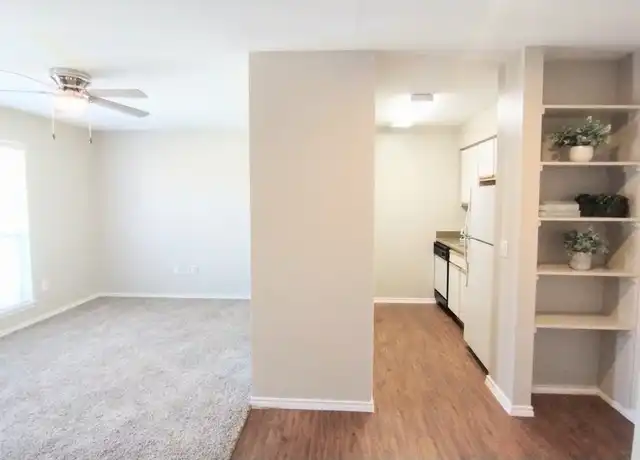 Property at 2800 Ruben M Torres Blvd Unit 1, Brownsville, TX, 78521, 1 bed, 1 bath, [object Object]