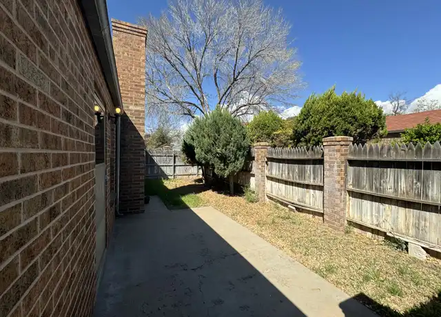 Property at 610 N Lea Ave Unit A, Roswell, NM, 88201, 2 beds, 2 baths, [object Object]