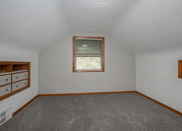 Property at 21091 Carol Dr, Cleveland, OH, 44119, 3 beds, 1 bath, [object Object]