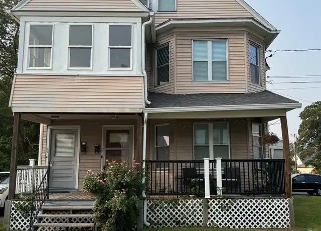 Property at 37 New King St, Enfield, CT, 06082, 3 beds, 1 bath, [object Object]