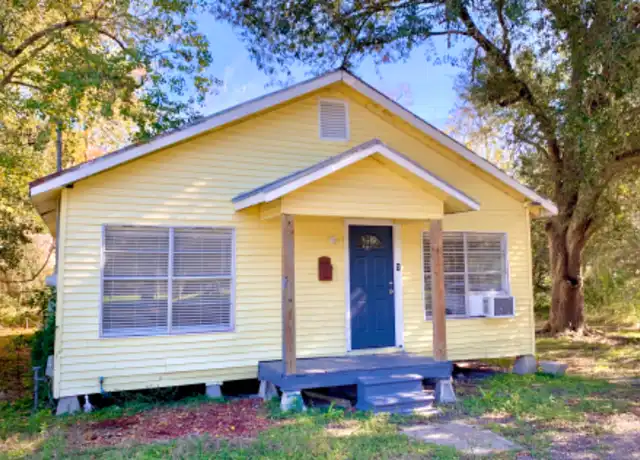 Property at 722 North Avenue D Unit D, Crowley, LA, 70526, 2 beds, 1 bath, [object Object]