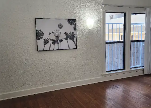 Property at 3621 S Pacific Ave Unit 10, San Pedro, CA, 90731, 1 bed, 1 bath, [object Object]