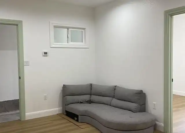 Property at 1435 Newcomb Ave, San Francisco, CA, 94124, 2 beds, 1 bath, [object Object]