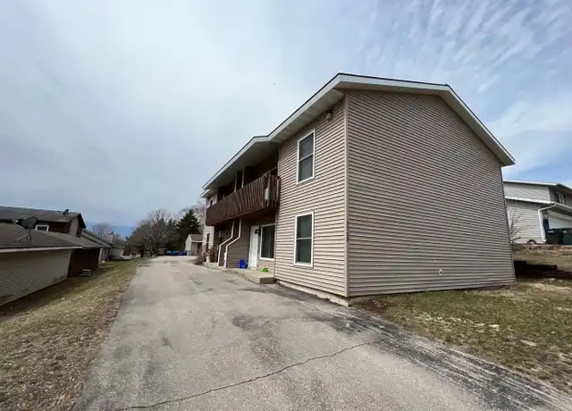 Property at 5509 26th Ave NW Unit A5509-D, Rochester, MN, 55901, 2 beds, 1 bath, [object Object]