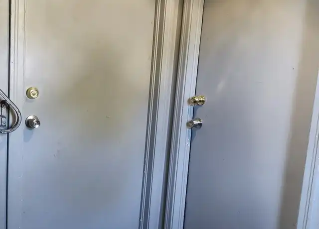 Property at 552 Englewood Ave, Buffalo, NY, 14223, 2 beds, 1 bath, [object Object]