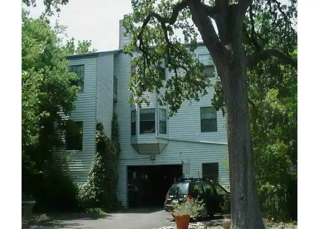 Property at 303 W 35th St #304, Austin, TX, 78705, 2 beds, 2 baths, [object Object]