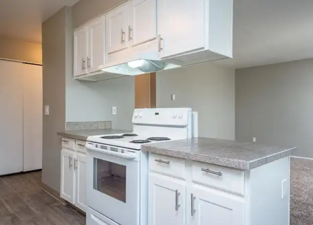Property at 805 NE Kane Dr Unit 305A, Gresham, OR, 97030, 2 beds, 1 bath, [object Object]