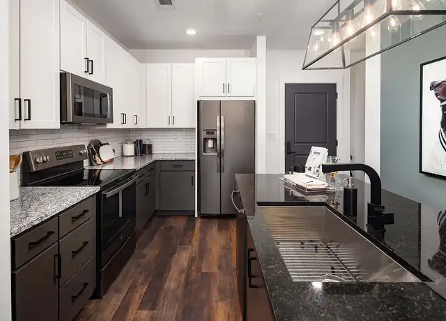 Property at Camden West Nashville - 7113 Charlotte Pike, Nashville, TN, 37209, 0-3 beds, 1-2 bath, [object Object]