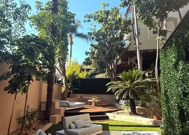 Property at 2066 Glencoe Way, Los Angeles, CA, 90068, 2 beds, 1 bath, [object Object]