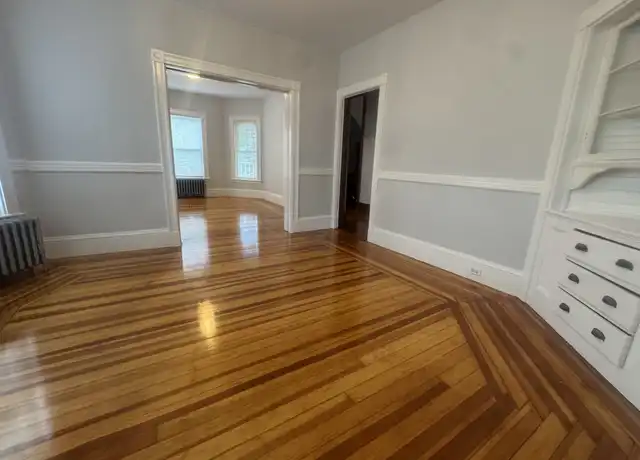 Property at 68 Willow Ave Unit 2, Somerville, MA, 02144, 4 beds, 2 baths, [object Object]