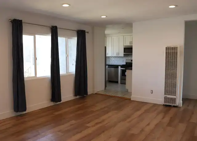 Property at 155 W 41st Pl Unit 153 1/2, Los Angeles, CA, 90037, 2 beds, 1 bath, [object Object]
