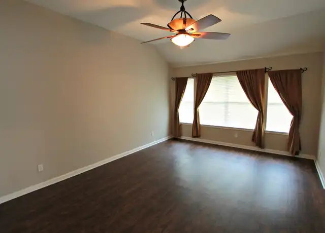 Property at 500 Sophie Ct, Pflugerville, TX, 78660, 4 beds, 2 baths, [object Object]