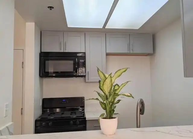 Property at 19350 Sherman Way #125, Reseda, CA, 91335, 2 beds, 2 baths, [object Object]
