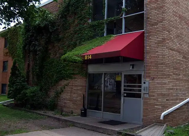 Property at 814 SE 8th St Unit 8, Minneapolis, MN, 55414, 1 bed, 1 bath, [object Object]