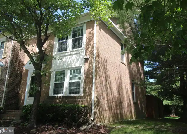 Property at 9401 Lost Trail Way, Potomac, MD, 20854, 2 beds, 2.5 baths, [object Object]