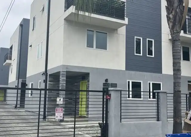 Property at 11318 Miranda St Unit 1/2, North Hollywood, CA, 91601, 15 beds, 16 baths, [object Object]