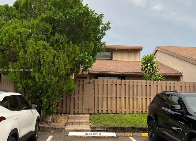 Property at 8102 SW 20th Ct, Davie, FL, 33324, 1 bed, 1 bath, [object Object]