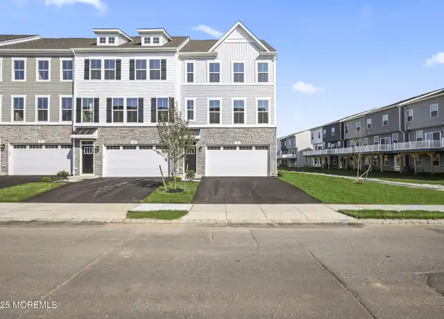 Property at 20 Gramercy Dr Unit 1190, Howell Township, NJ, 07731, 5 beds, 4.5 baths, [object Object]