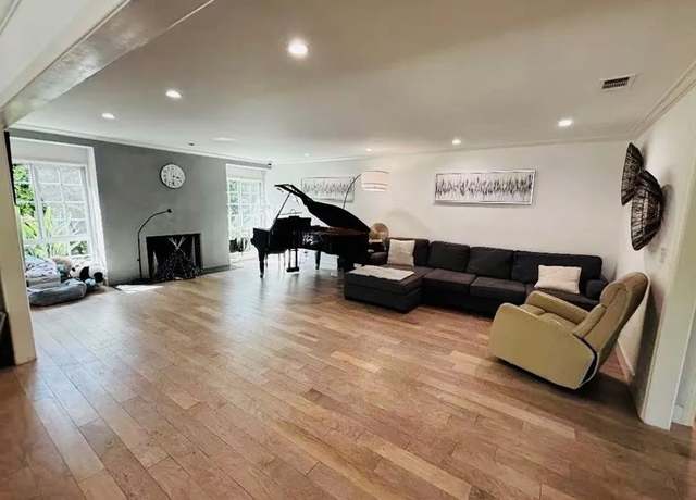 Photo of 2185 Ashbourne Dr, San Marino, CA 91108
