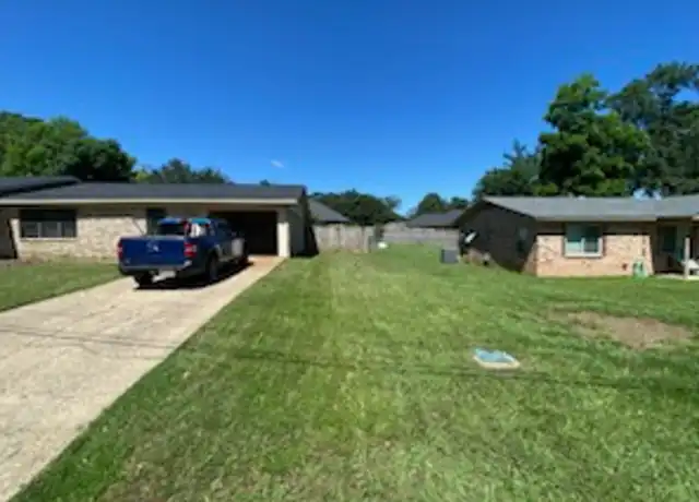 Property at 703 Concord St, Chandler, TX, 75758, 4 beds, 2 baths, [object Object]