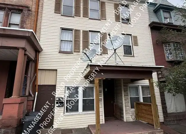 Property at 1125 Centre St Unit 2, Ashland, PA, 17921, 1 bed, 1 bath, [object Object]