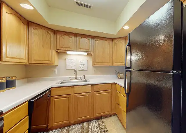 Property at Village Royale - 5602 Duessel Ln, Sappington, MO, 63128, 1-2 bed, 1 bath, [object Object]