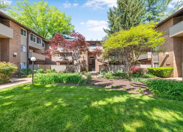 Property at 19321 Club House Rd #301, Montgomery Village, MD, 20886, 2 beds, 1 bath, [object Object]
