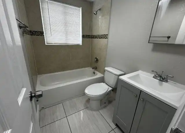 Property at 1940 Washington Ave, Opa Locka, FL, 33054, 2 beds, 1 bath, [object Object]