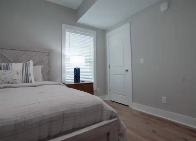 Property at 2350 Filiatreau Ln, Bardstown, KY, 40004, 2 beds, 1 bath, [object Object]