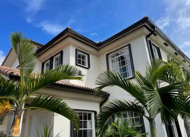 Property at 19240 SW 30th St, Miramar, FL, 33029, 4 beds, 5 baths, [object Object]