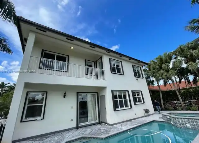 Property at 19240 SW 30th St, Miramar, FL, 33029, 4 beds, 5 baths, [object Object]