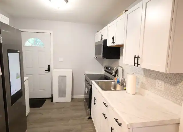 Property at 40 Norfolk St Unit 2, Springfield, MA, 01109, 3 beds, 1 bath, [object Object]