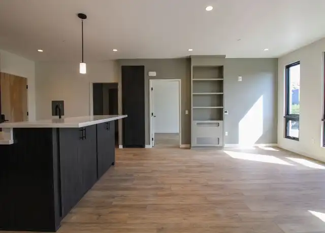 Property at 2800 Broad St Unit 201, San Luis Obispo, CA, 93401, 2 beds, 2 baths, [object Object]