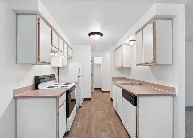 Property at Cozine Creek Apartments - 1800 SW Old Sheridan Rd, McMinnville, OR, 97128, 2-3 beds, 2 baths, [object Object]