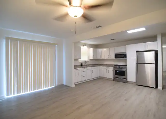 Property at 304 Carothers St, Copperas Cove, TX, 76522, 3 beds, 2 baths, [object Object]