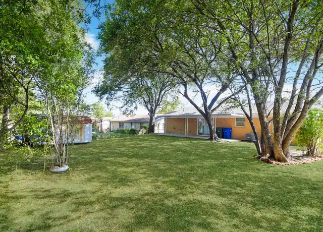 Property at 304 Carothers St, Copperas Cove, TX, 76522, 3 beds, 2 baths, [object Object]