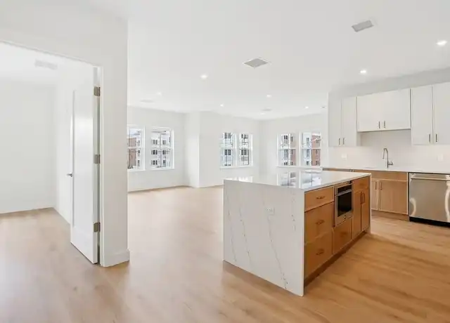 Property at 201 Walnut Ave, Cranford, NJ, 07016, 2 beds, 2-3 baths, [object Object]