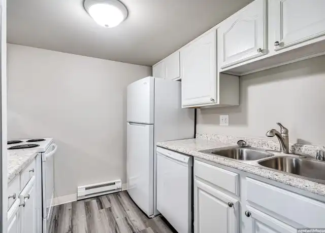Property at 1761 Maricopa Dr Unit 1783-A, Oshkosh, WI, 54904, 1 bed, 1 bath, [object Object]