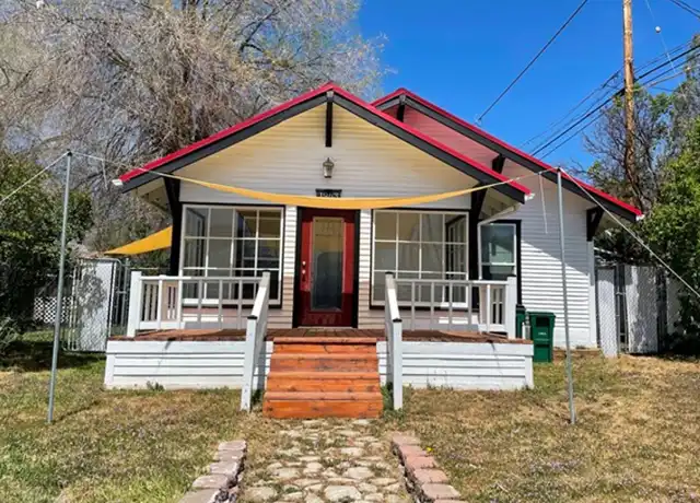 Property at 1963 Auburn St, Klamath Falls, OR, 97601, 2 beds, 2 baths, [object Object]