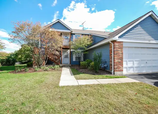 Property at 385 Sandhurst Cir #3, Glen Ellyn, IL, 60137, 2 beds, 2 baths, [object Object]