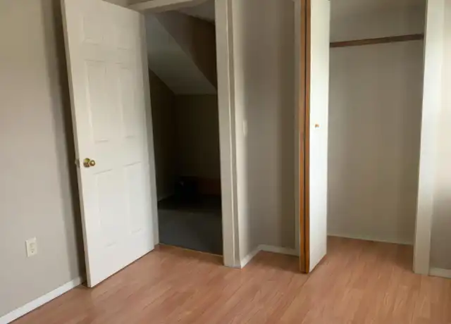 Property at 320 Church St Unit Duplex, Putnam, CT, 06260, 2 beds, 1 bath, [object Object]