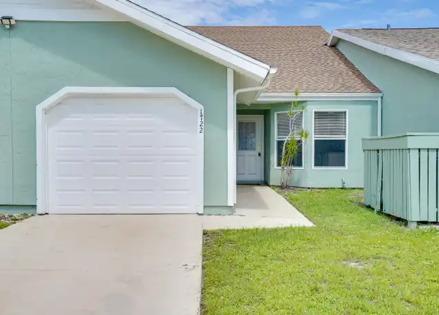 Property at 1722 SE Balmoral Ct, Port Saint Lucie, FL, 34952, 3 beds, 2.5 baths, [object Object]